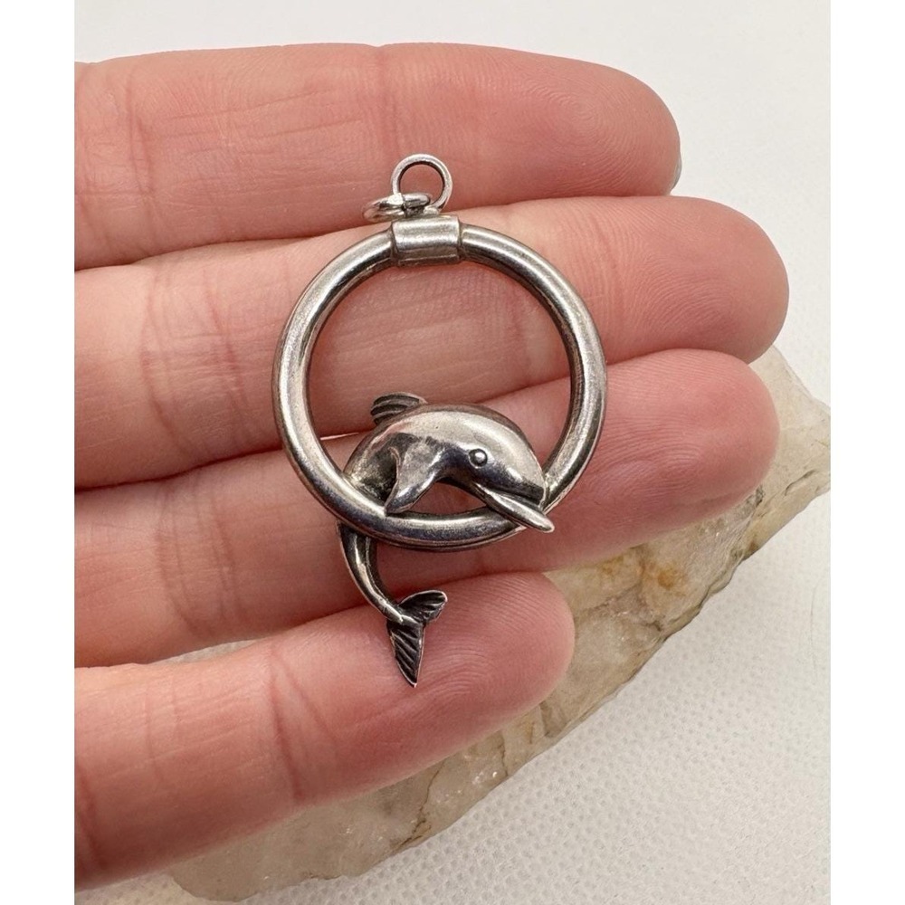 Vintage Sterling Silver Dolphin Pendant Circle‎ Hoop Nautical Ocean Jewelry 925